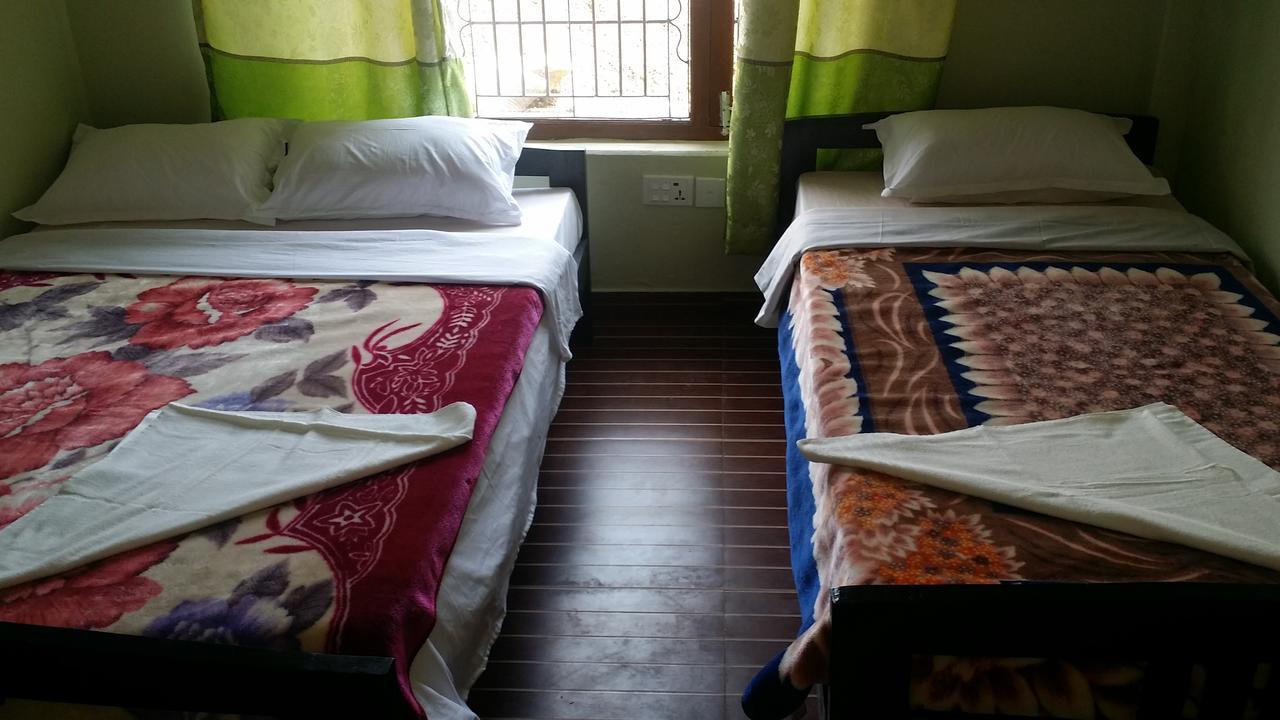 Harry Guest House & Restaurant بوكْرا المظهر الخارجي الصورة