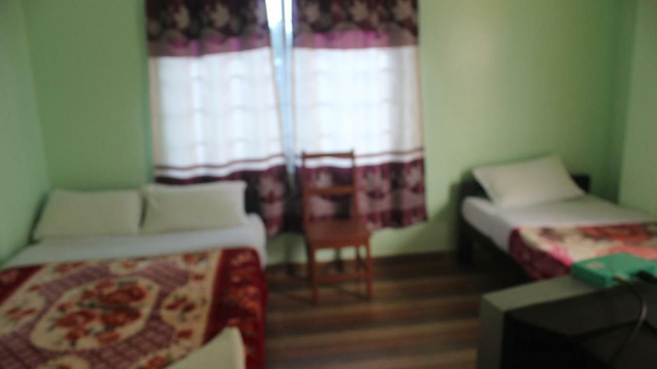 Harry Guest House & Restaurant بوكْرا المظهر الخارجي الصورة